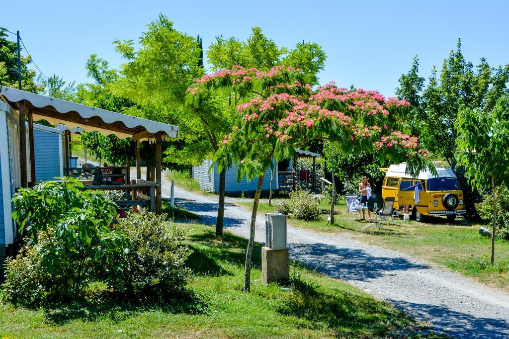 Hotel Domaine De Chadeyron Lagorce  Zewnętrze zdjęcie